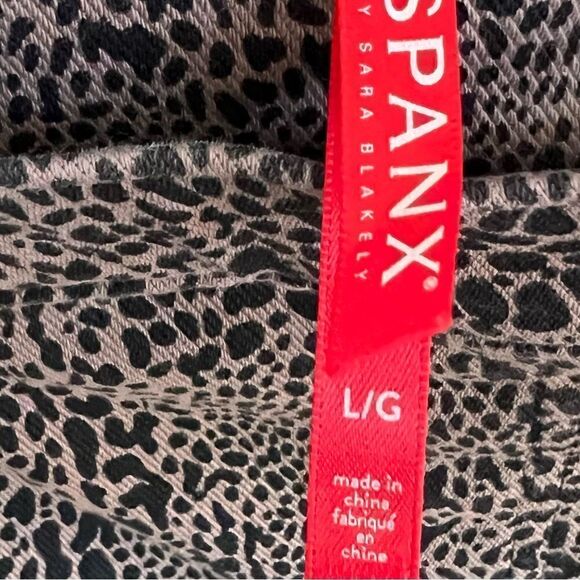 SPANX Jean-ish Printed Leggings Size Large - Picture 4 of 6